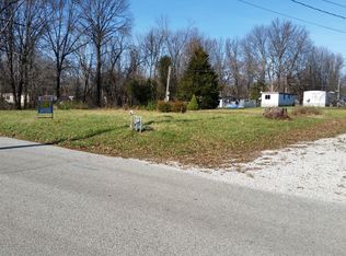 10 St NW, Linton, IN 47441