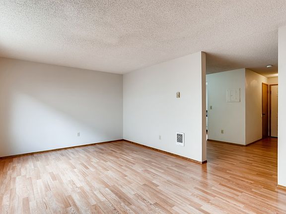 3rd image of 10328 15th Avenue Ct E