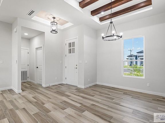 3rd image of 2602 Julian St