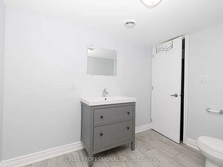 16 Nello St #BASEMENT — Photo 16