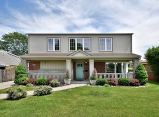 9001 Oketo Ave, Morton Grove, IL 60053