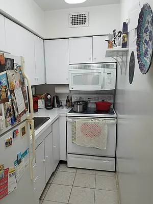 Rented by Allen Harris, LREB | media 14