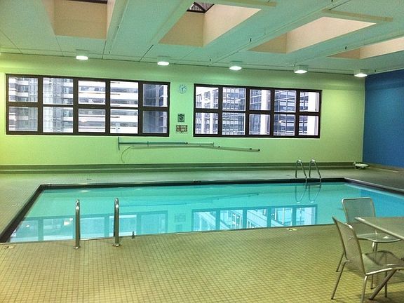 2nd image of 200 N Dearborn St Unit 1306