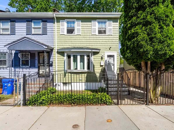 25 Jacob St, Dorchester, MA 02124