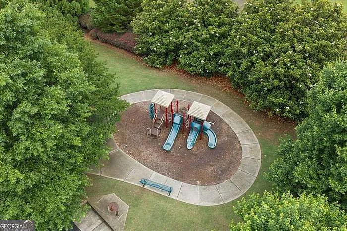 2540 Lansing Ln — Photo 27