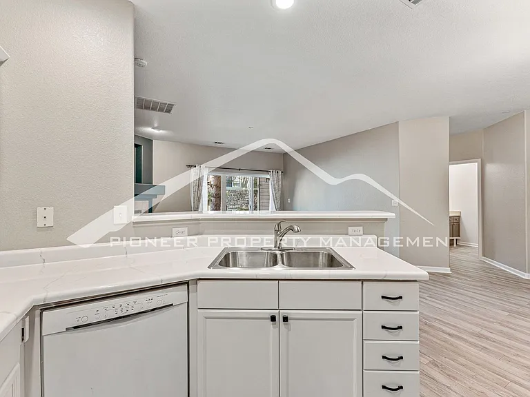7459 S Alkire St #102 — Photo 5