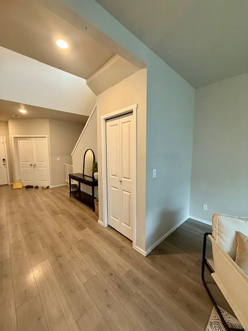 Building Photo - 20639 Rolen Ave