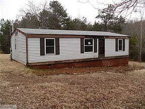 2nd image of 217 Lynn Dr