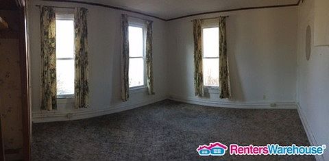 2nd image of 1008 10th Ave S