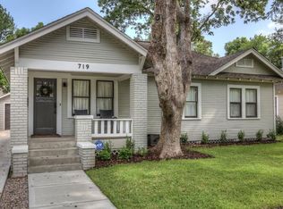 719 E 18th St, Houston, TX 77008