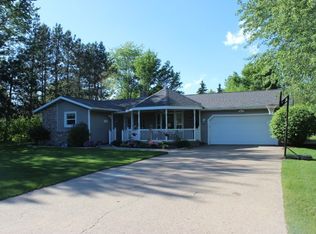 5468 Canary Dr, Stevens Point, WI 54482