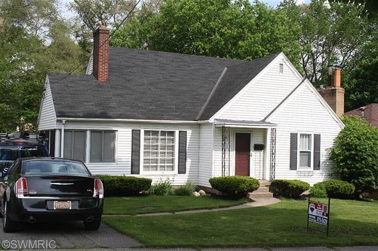 1st image of 1216 Sylvan Ave SE