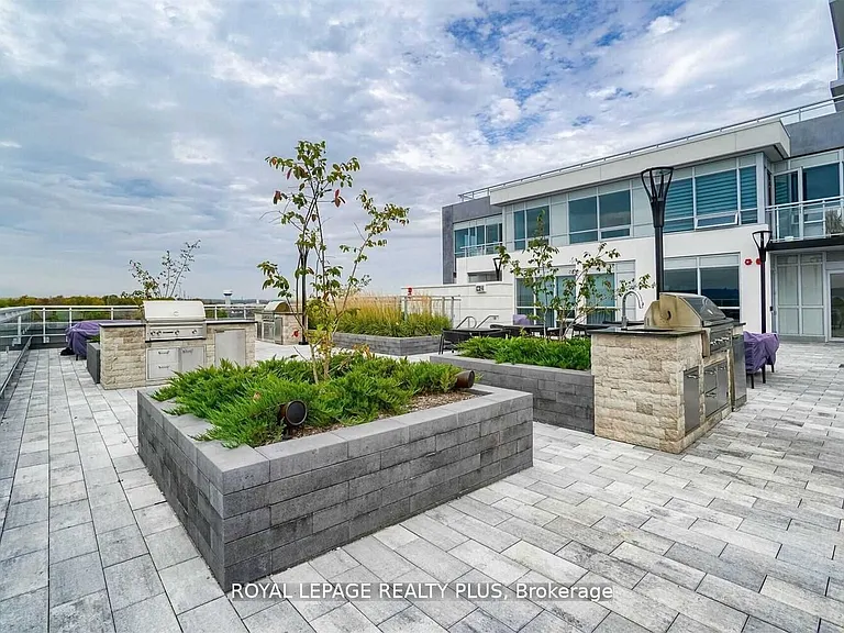 1050 Main St E #208 — Photo 34