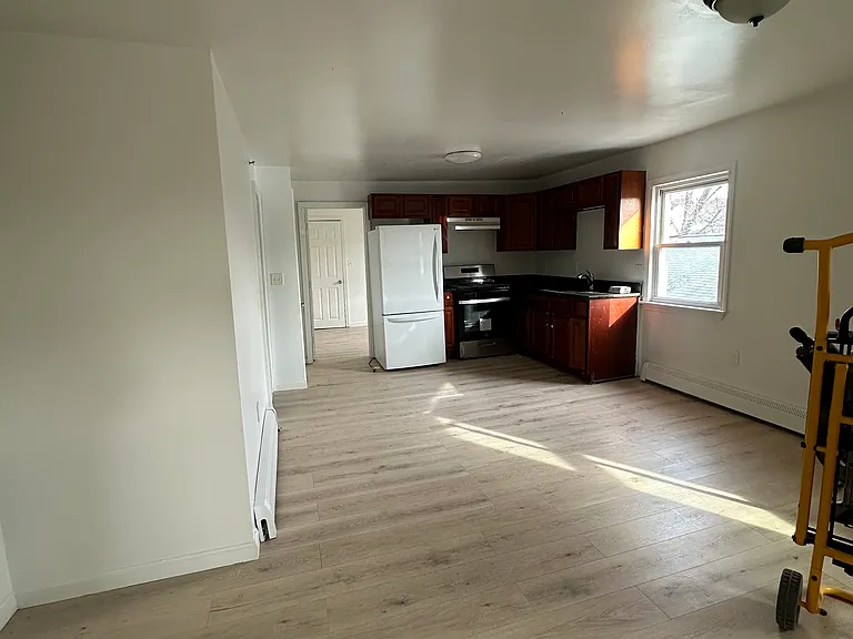 16 2nd St #3 — Photo 1