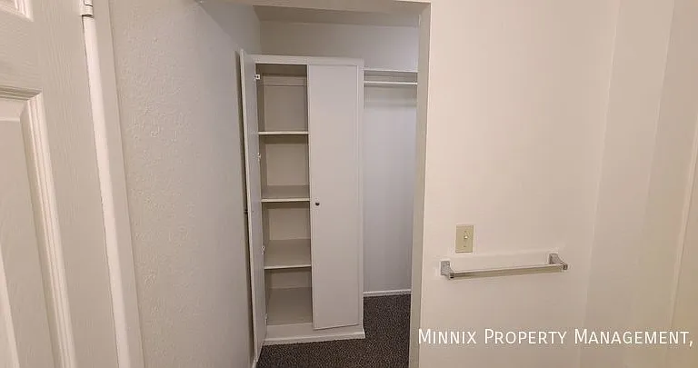 711 S Austin Ave #105 — Photo 12