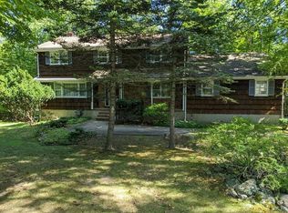 53 Tam O Shanter Dr, Mahwah, NJ