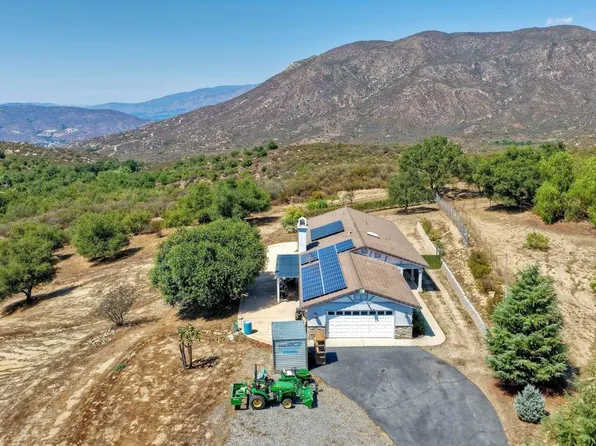 19205 Marshall Way, Valley Center, CA 92082