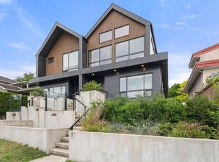 5027 Inverness St, Vancouver, BC V5W3N7