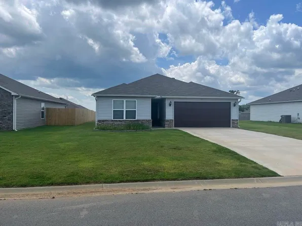 119 Sunland Dr, Beebe, AR 72012