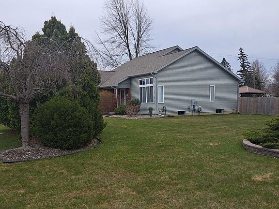4th image of 1510 Newcastle Dr