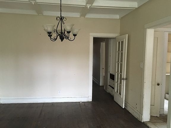 2nd image of 5007 W Washington Blvd