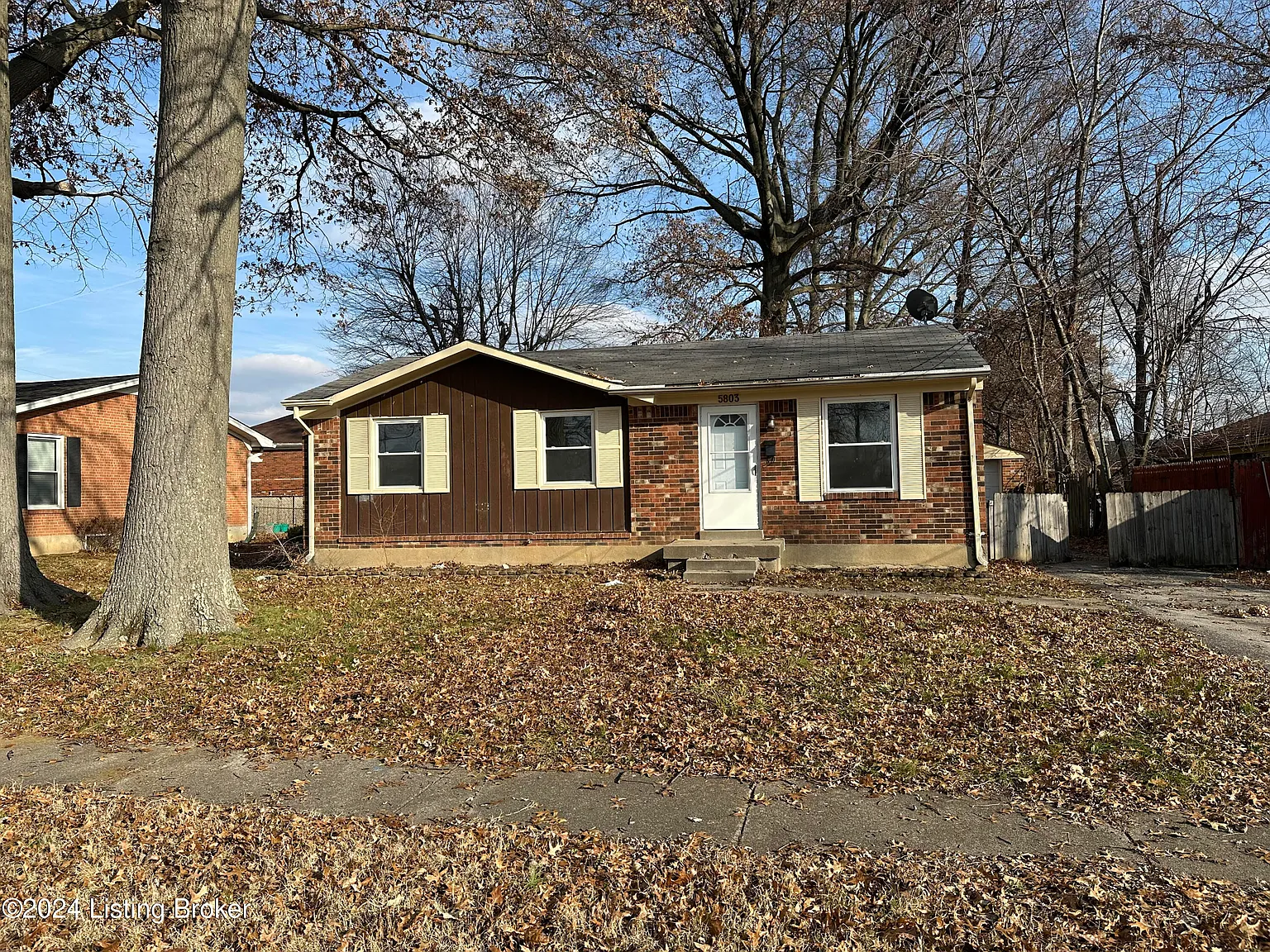 5803 Spicewood Ln photo 1