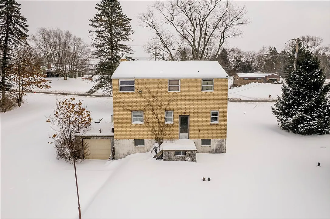 2573 Nicholson Rd photo 1