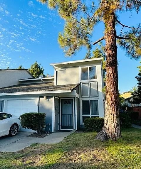 156 El Dorado Cmn — Photo 1