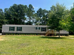 9024 Sap Root Rd, Pass Christian, MS 39571