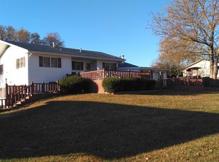 5423 NE Meriden Rd, Topeka, KS 66617