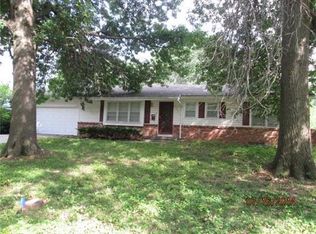 12505 Jackson Ave, Grandview, MO 64030