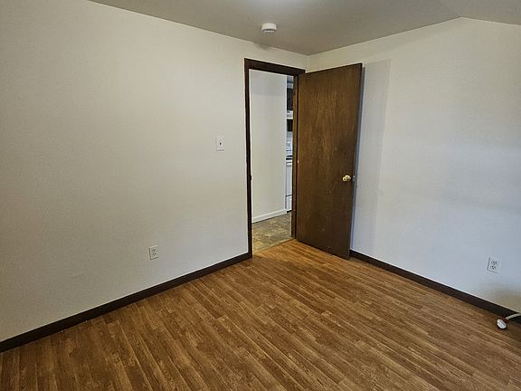 5th image of 145 Quailwood Pkwy #11537700