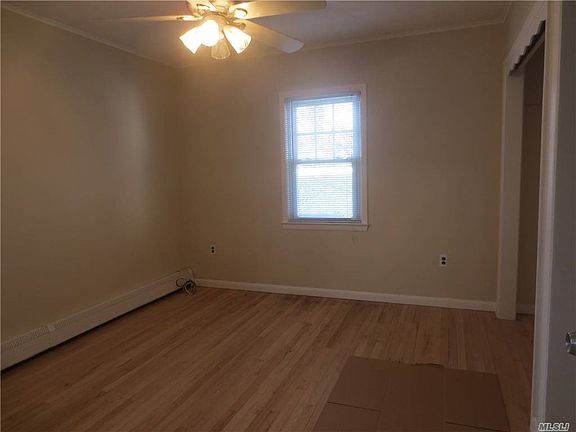 4th image of 31 Marion St #2