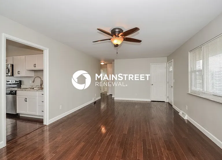 10812 Lemarie Dr — Photo 5