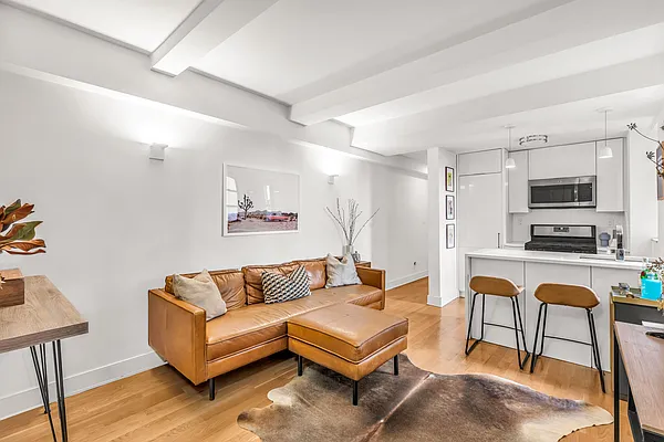 Rented by Compass | media 2