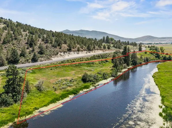 13610 Crystal Springs Rd, Klamath Falls, OR 97603
