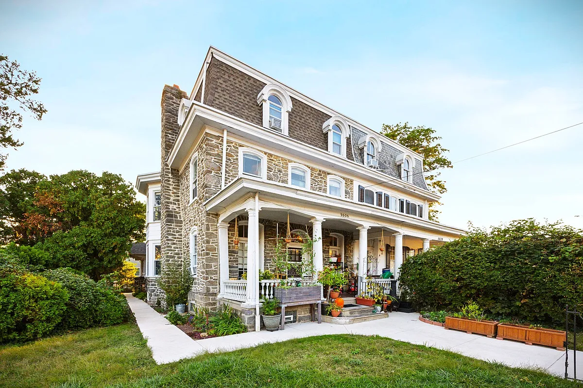 Building Photo - 5606 Ridge Avenue