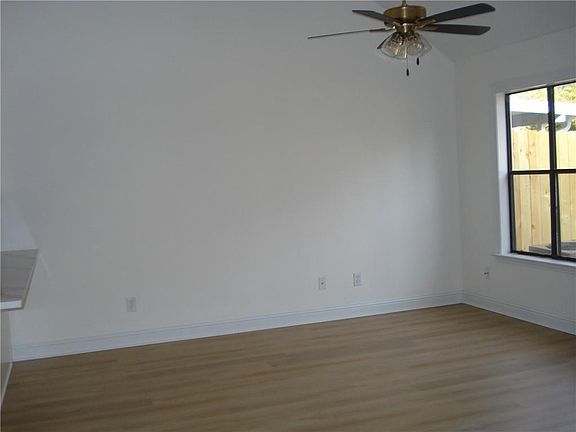 3rd image of 406 Cedarwood Dr #406