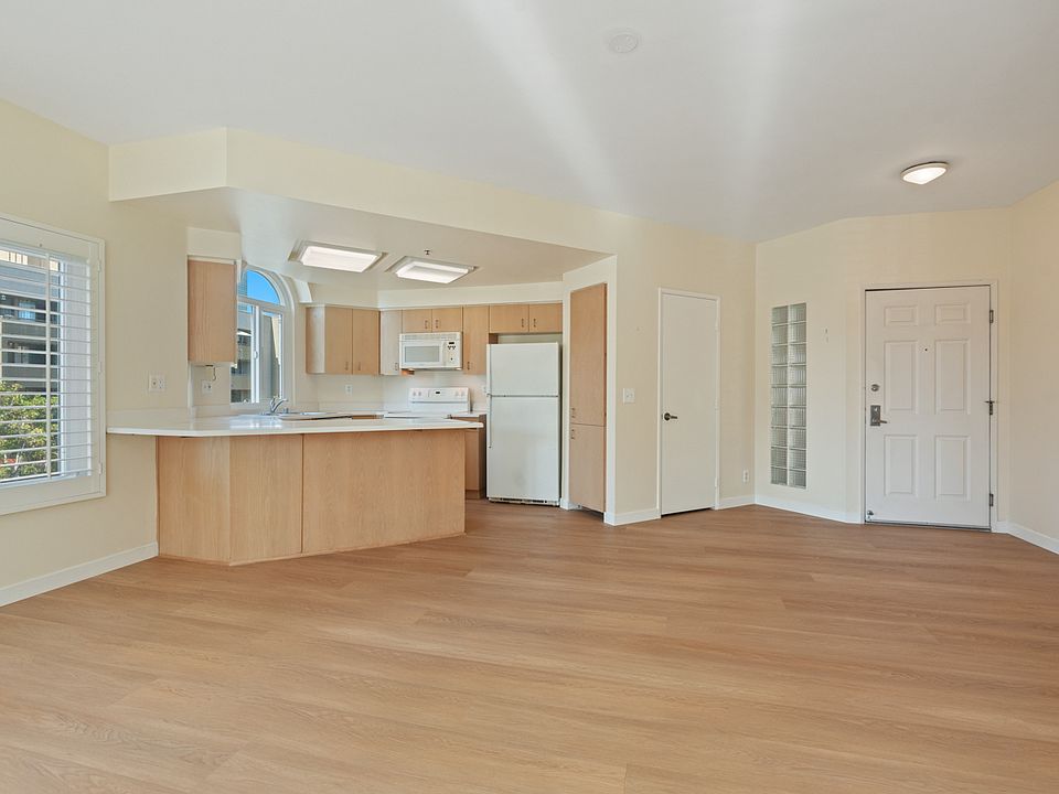 1st image of 655 Columbia St Unit 301