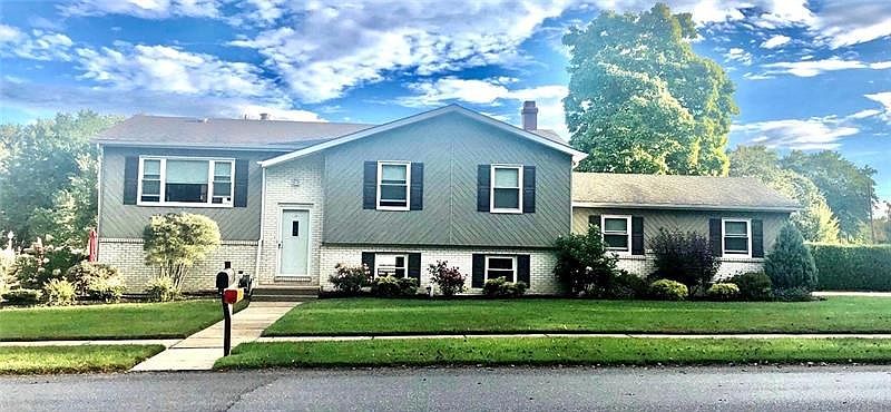 1st image of 5141 Dixson Dr