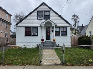 457 Lincoln Ave, Bridgeport, CT 06606