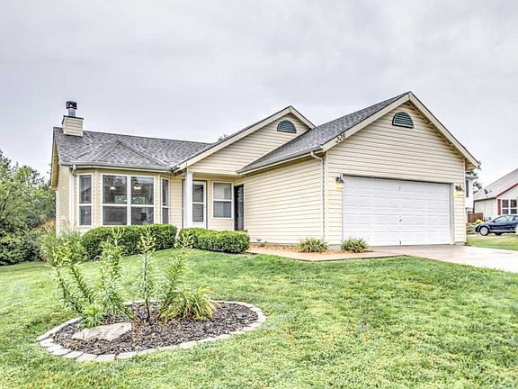 2nd image of 228 Destiny Ct