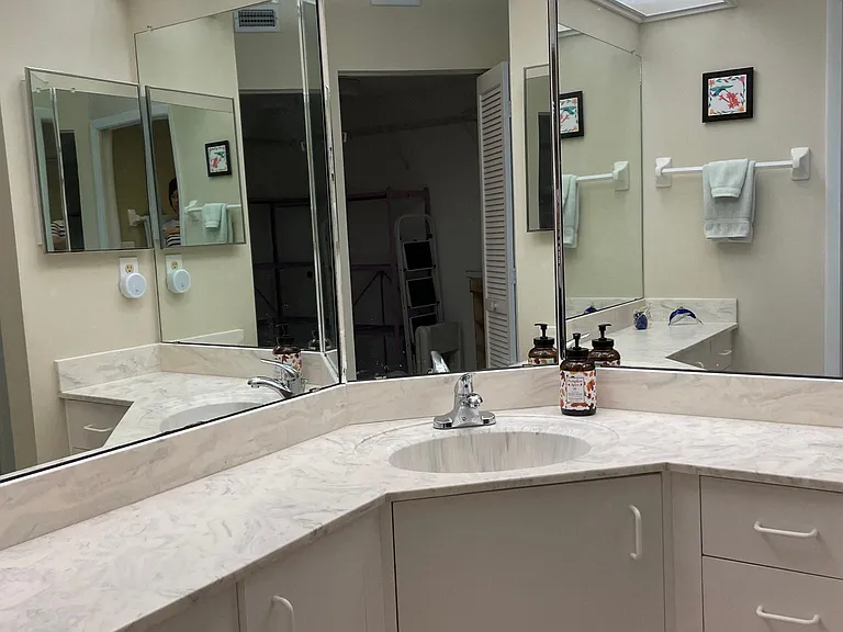 7872 Sailboat Key Blvd S — Photo 20