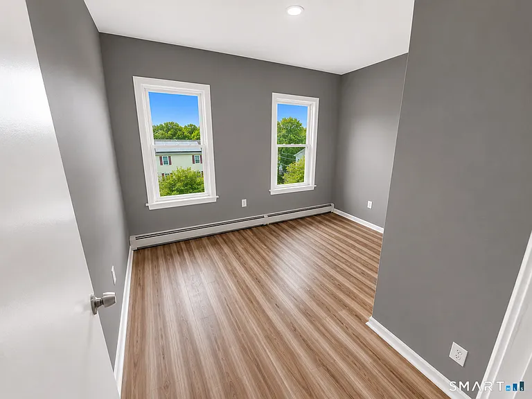 314 Bellevue St #3 — Photo 4