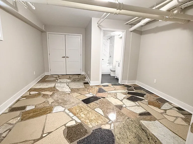 325 Cooper St #15-A — Photo 16