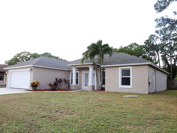 3rd image of 425 SE Voltair Terrace