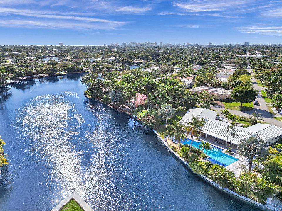 1st image of 1825 Coral Gardens Drive