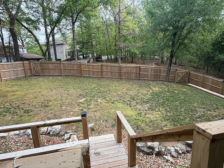 1270 Skyview Dr — Photo 12