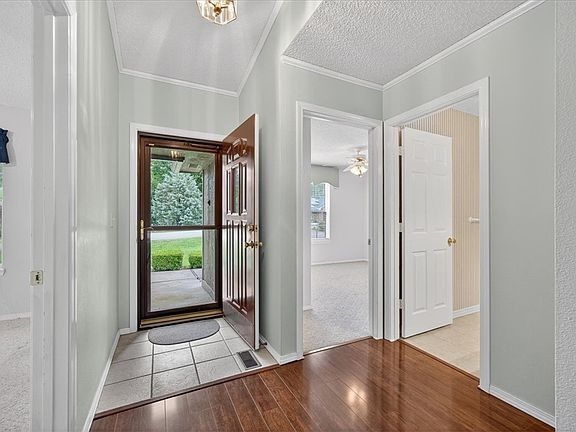 5th image of 9 Cullen Hills Dr