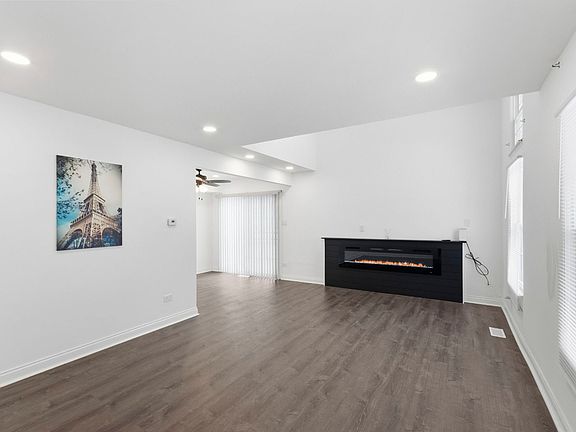 3rd image of 8534 Westberry Ln